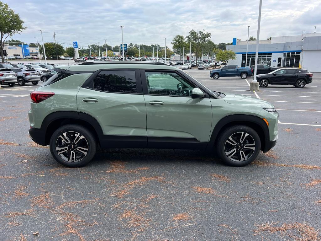 new 2025 Chevrolet TrailBlazer car, priced at $25,990