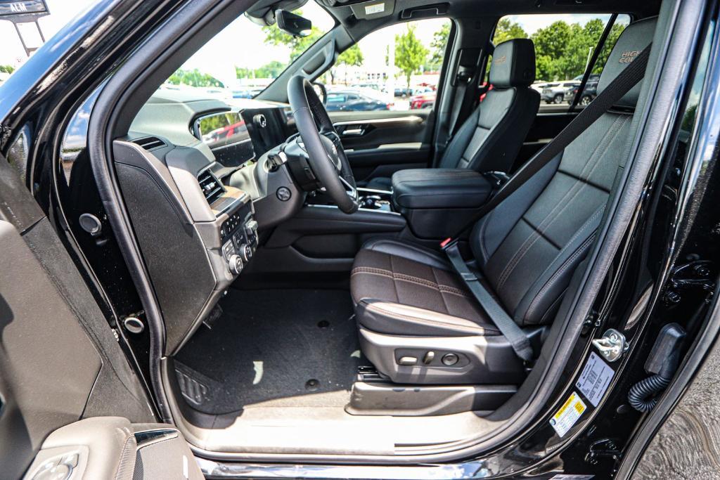 new 2025 Chevrolet Tahoe car, priced at $93,720