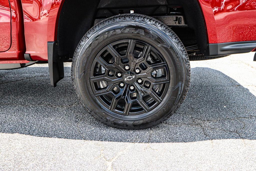 new 2025 Chevrolet Colorado car, priced at $33,809