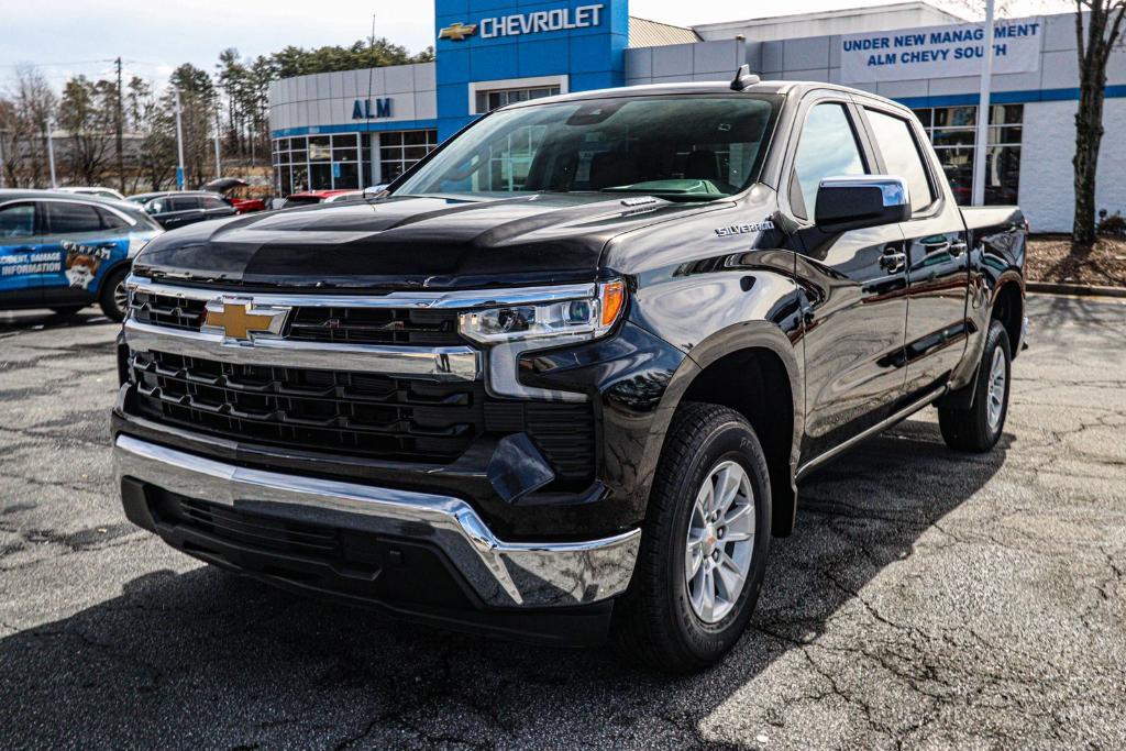 new 2025 Chevrolet Silverado 1500 car, priced at $47,086