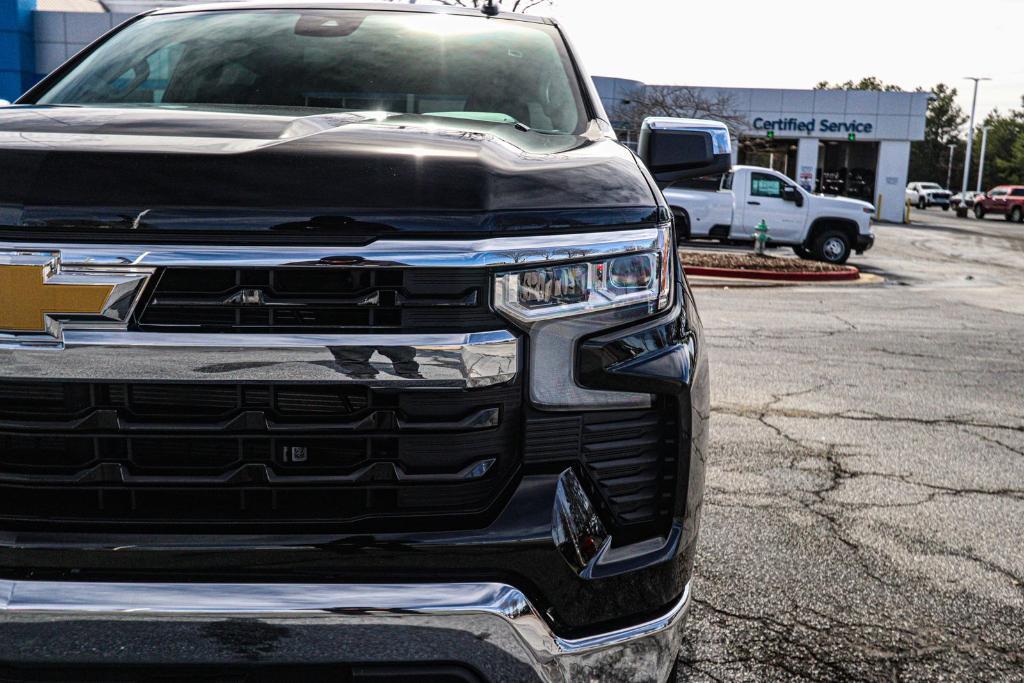 new 2025 Chevrolet Silverado 1500 car, priced at $47,086