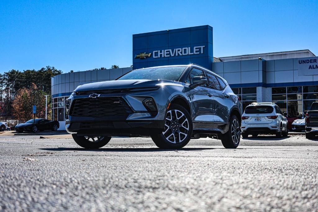 new 2025 Chevrolet Blazer car, priced at $40,543