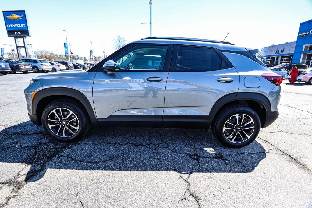 new 2025 Chevrolet TrailBlazer car, priced at $26,395