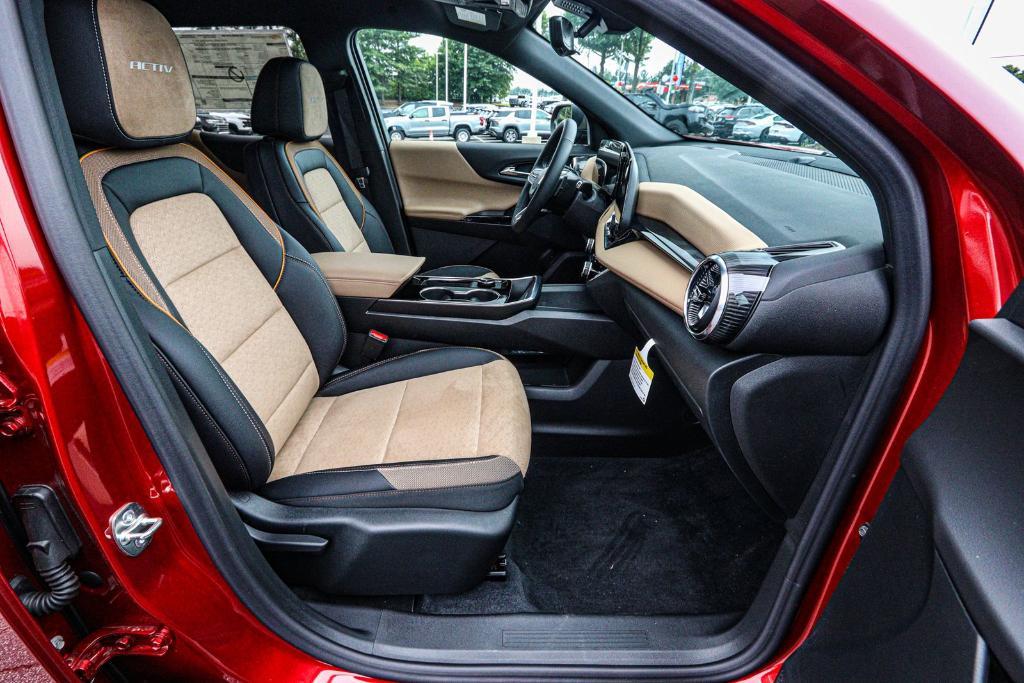 new 2025 Chevrolet Equinox car, priced at $35,705