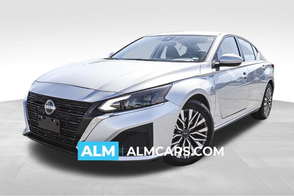 used 2023 Nissan Altima car, priced at $18,220