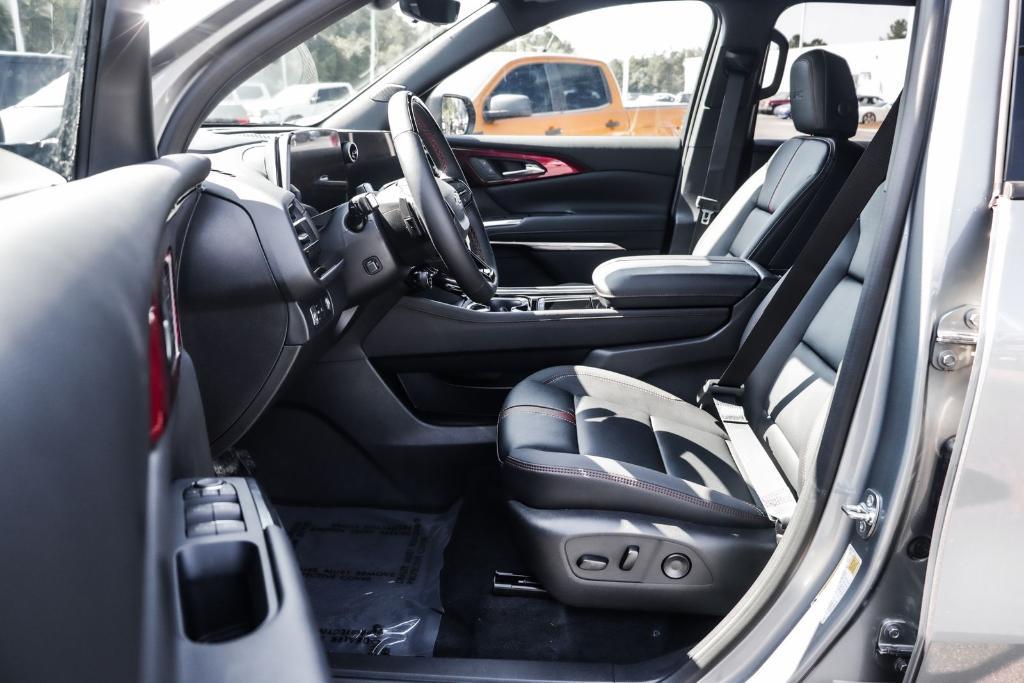 new 2026 Chevrolet Traverse car, priced at $56,259