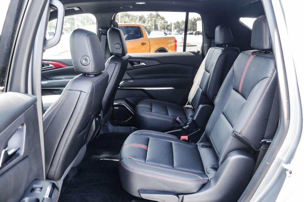new 2026 Chevrolet Traverse car, priced at $56,259