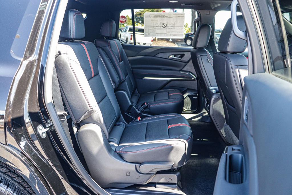new 2026 Chevrolet Traverse car, priced at $56,259