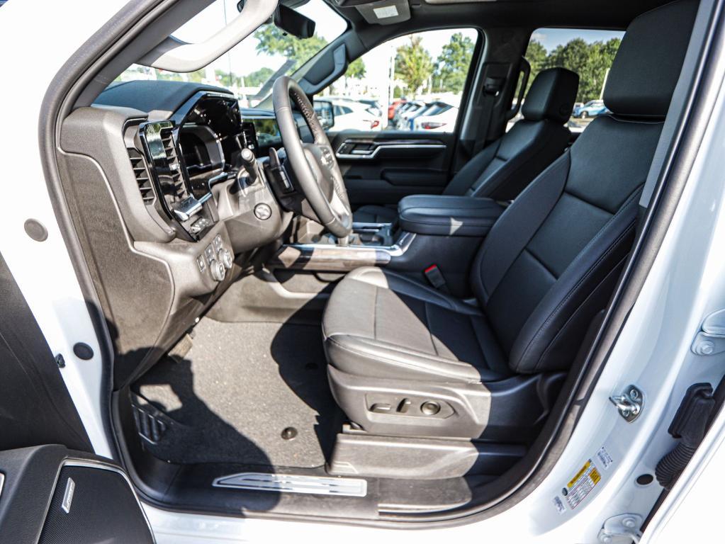 new 2025 Chevrolet Silverado 1500 car, priced at $60,525