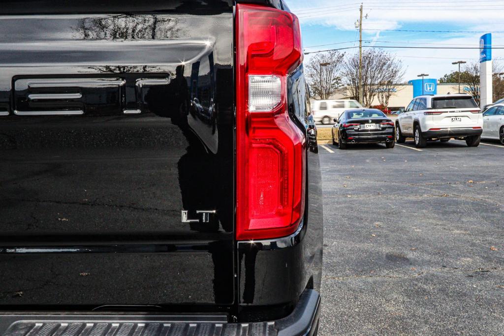 new 2025 Chevrolet Silverado 1500 car, priced at $60,907