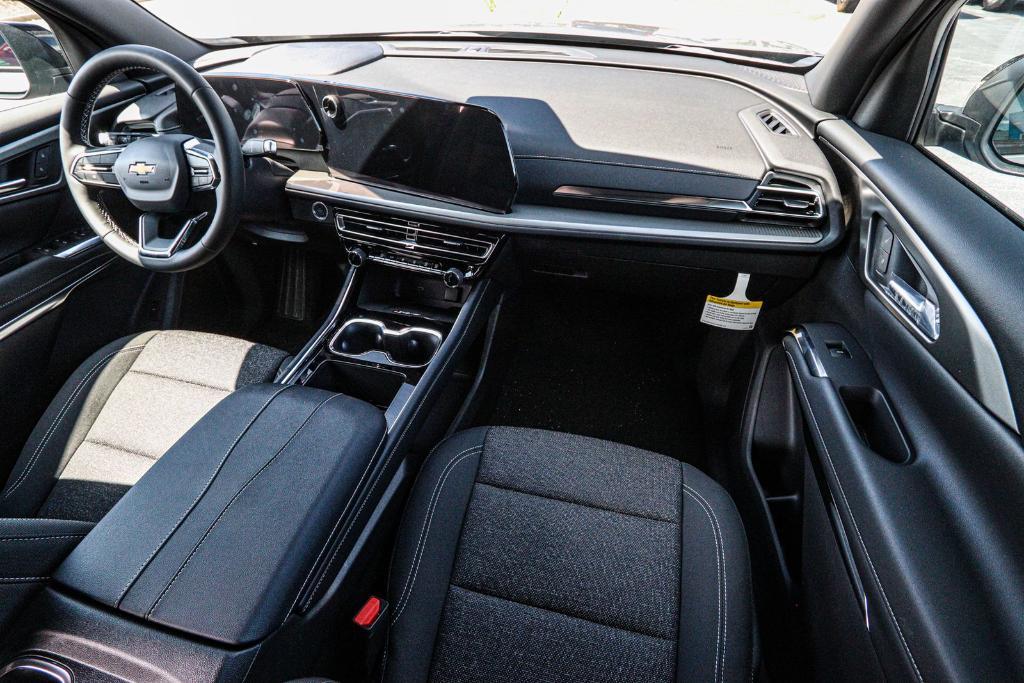 new 2025 Chevrolet Traverse car, priced at $41,462