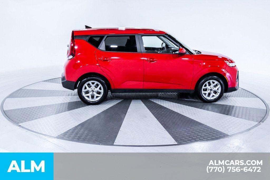 used 2021 Kia Soul car, priced at $10,920