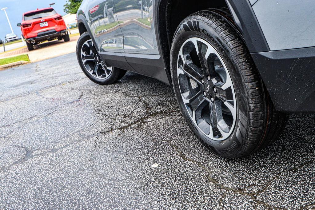 new 2026 Chevrolet Equinox car, priced at $31,470