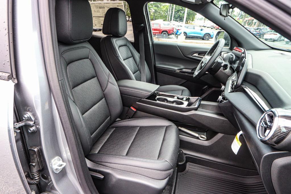 new 2026 Chevrolet Equinox car, priced at $31,470