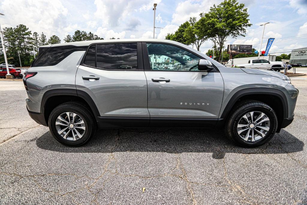 new 2026 Chevrolet Equinox car, priced at $30,245
