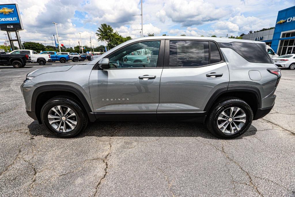new 2026 Chevrolet Equinox car, priced at $30,245