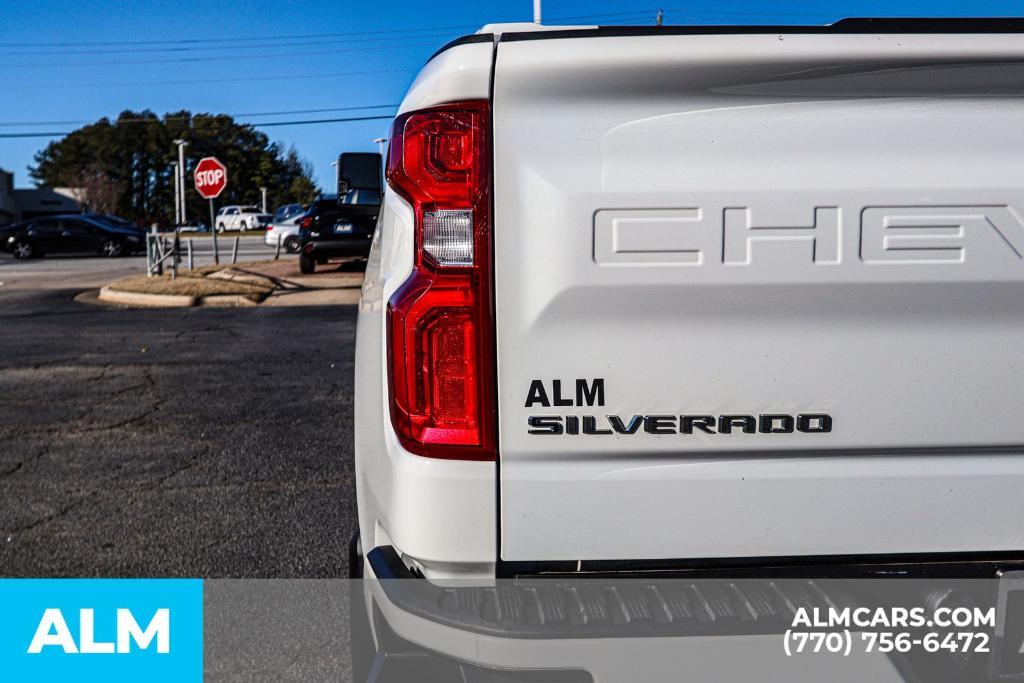 used 2022 Chevrolet Silverado 1500 car, priced at $43,970