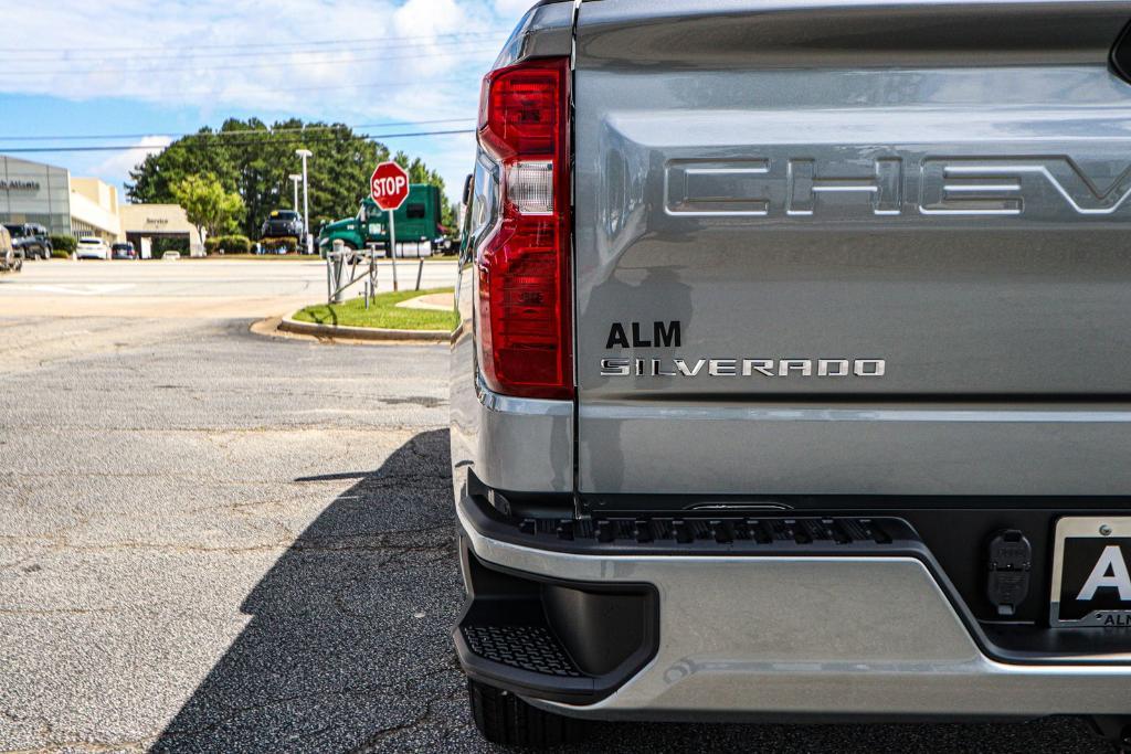 new 2025 Chevrolet Silverado 1500 car, priced at $43,045