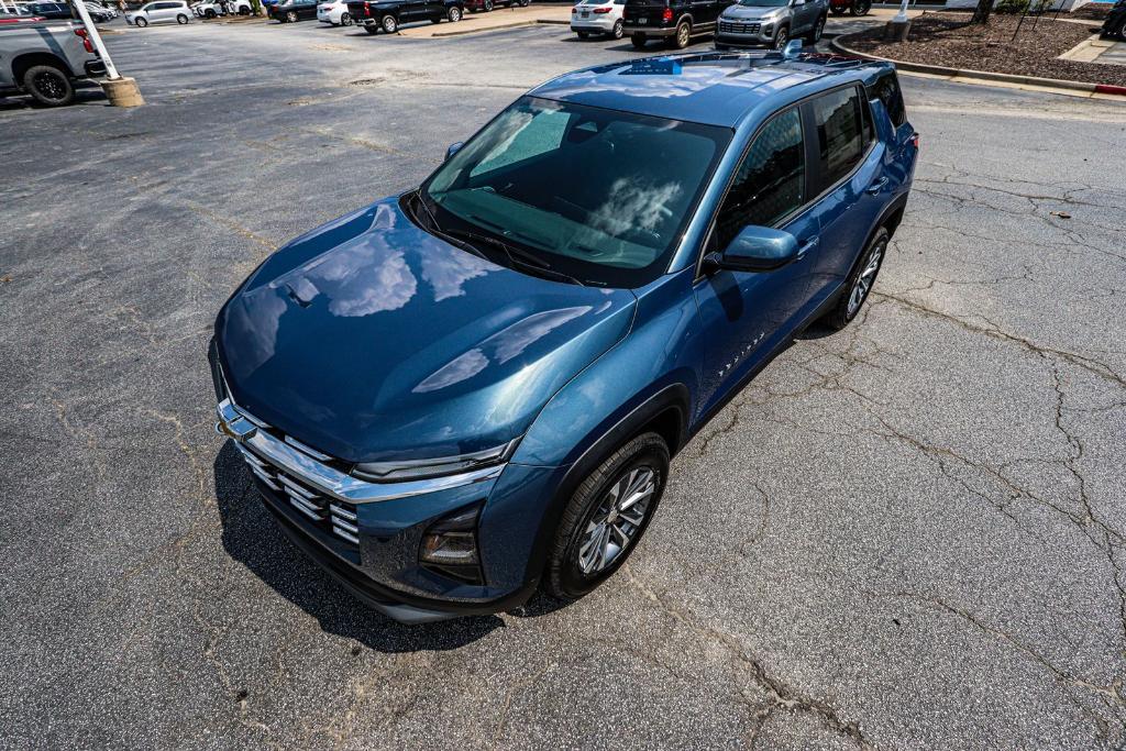 new 2026 Chevrolet Equinox car, priced at $30,245