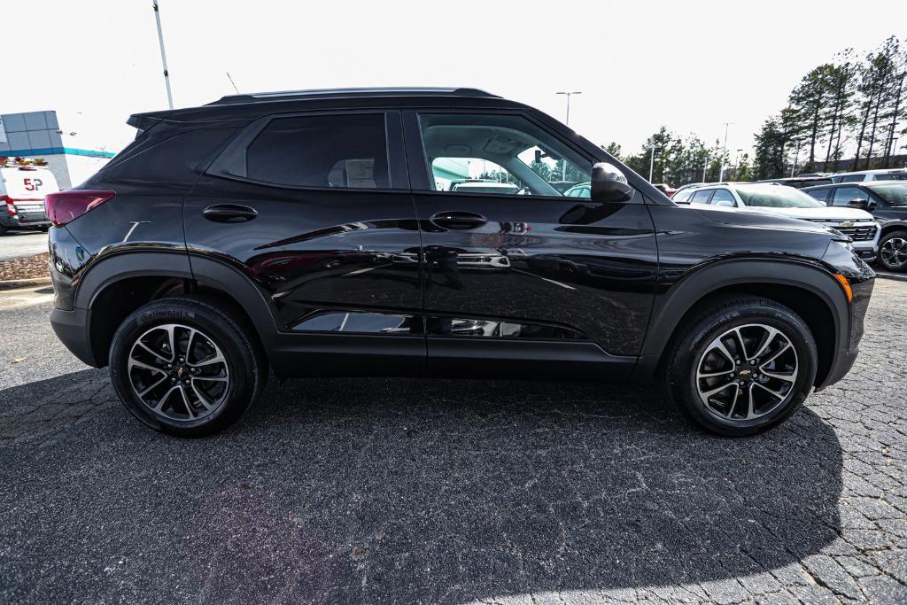 new 2025 Chevrolet TrailBlazer car, priced at $25,395