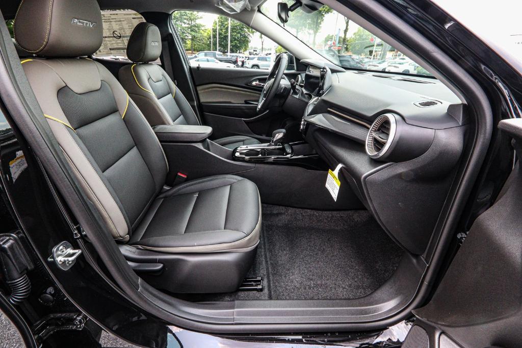new 2025 Chevrolet Trax car, priced at $25,895