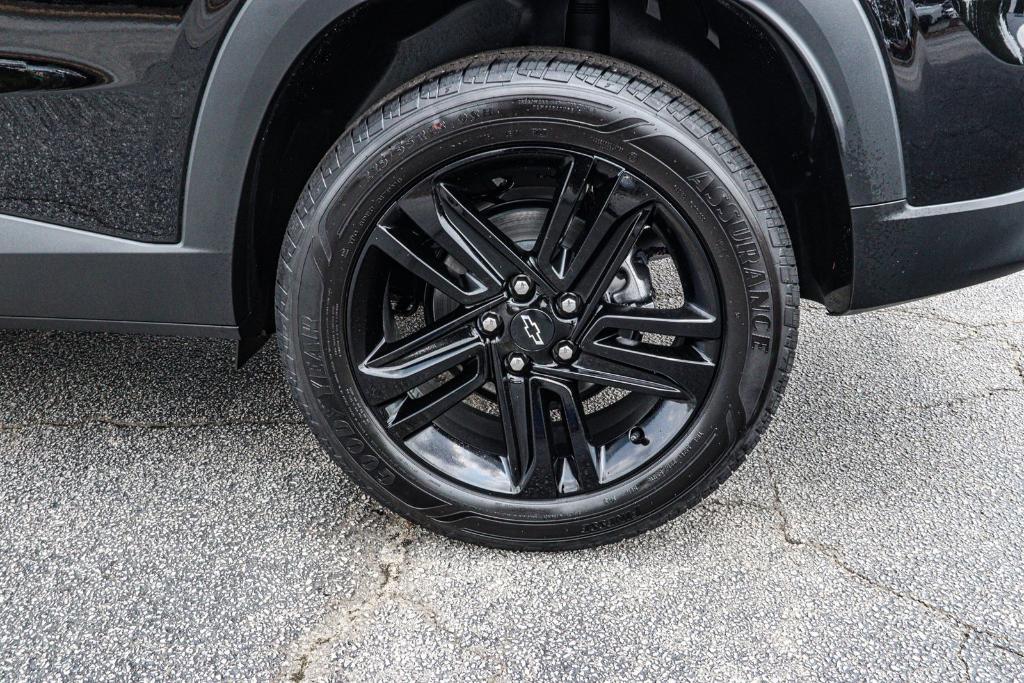 new 2025 Chevrolet Trax car, priced at $25,895