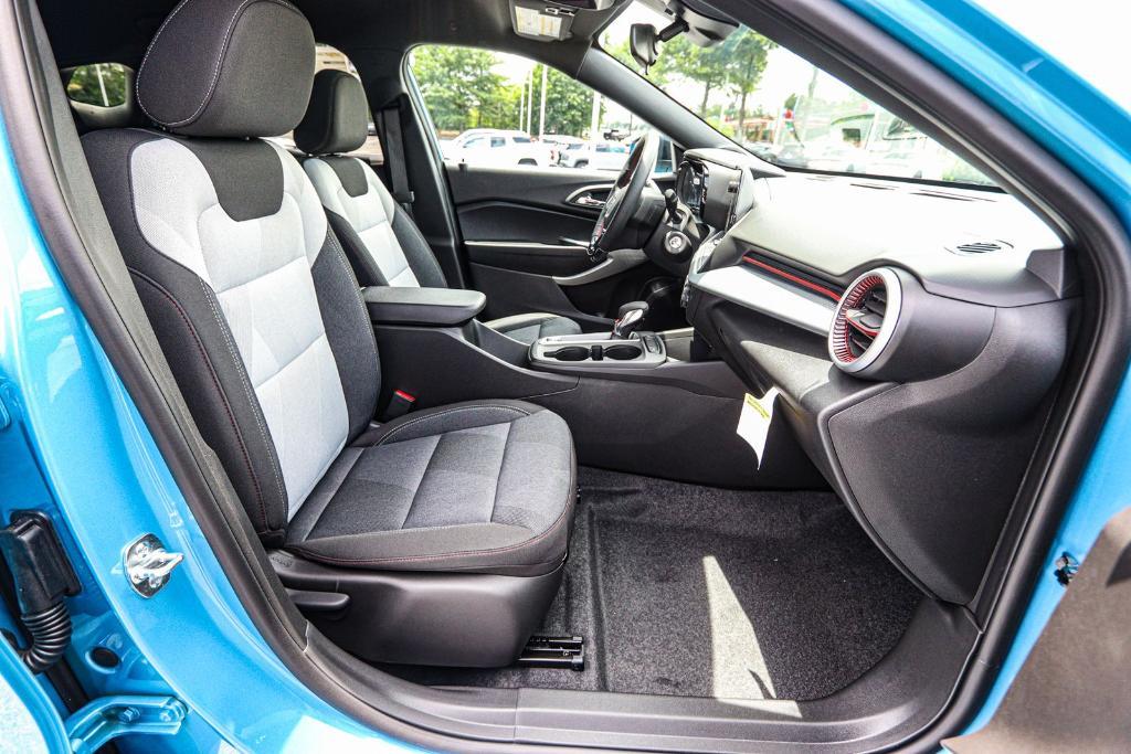 new 2025 Chevrolet Trax car, priced at $22,649