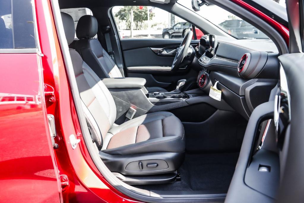 new 2025 Chevrolet Blazer car, priced at $44,035