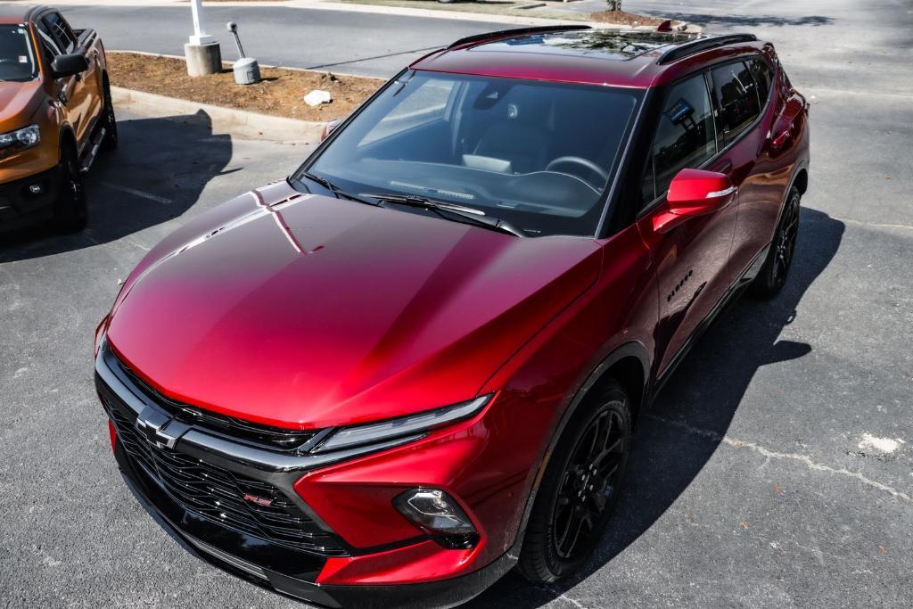 new 2025 Chevrolet Blazer car, priced at $44,035