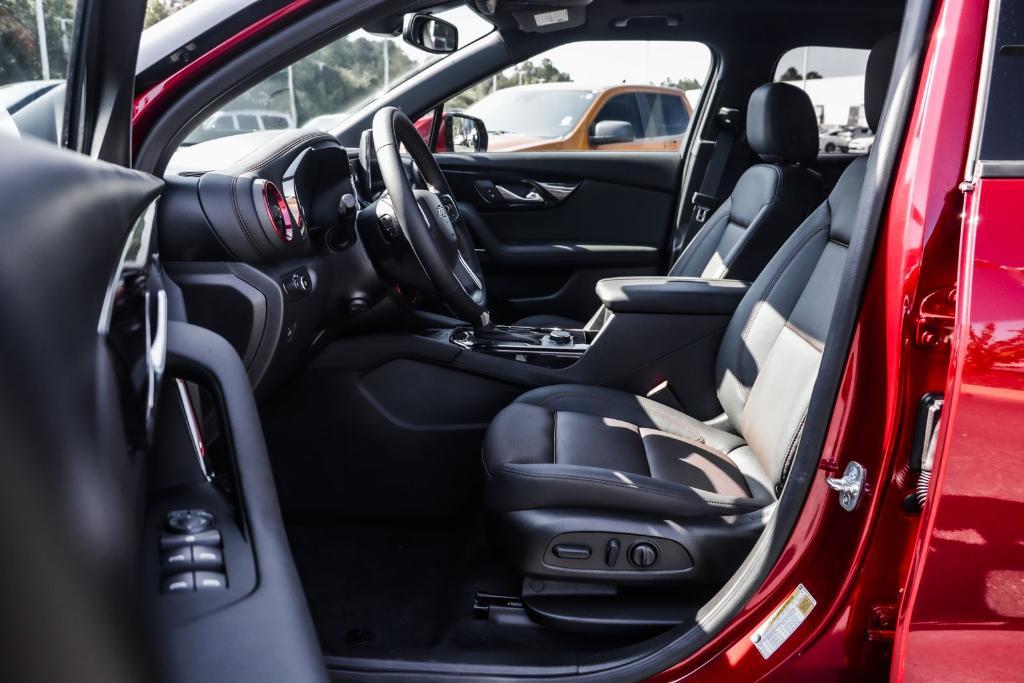 new 2025 Chevrolet Blazer car, priced at $44,035
