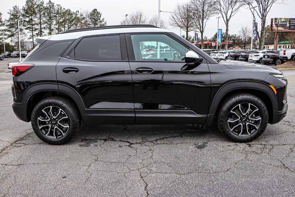 new 2025 Chevrolet TrailBlazer car, priced at $26,096