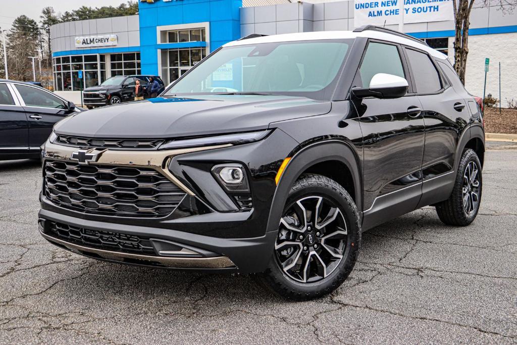 new 2025 Chevrolet TrailBlazer car, priced at $26,096