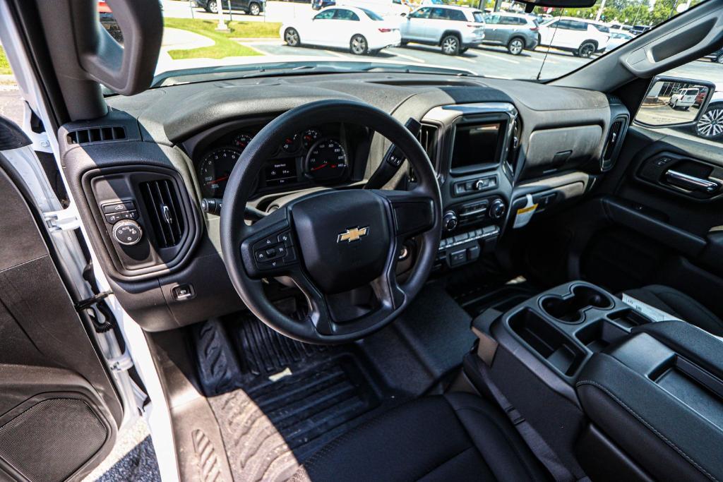 new 2025 Chevrolet Silverado 1500 car, priced at $38,112