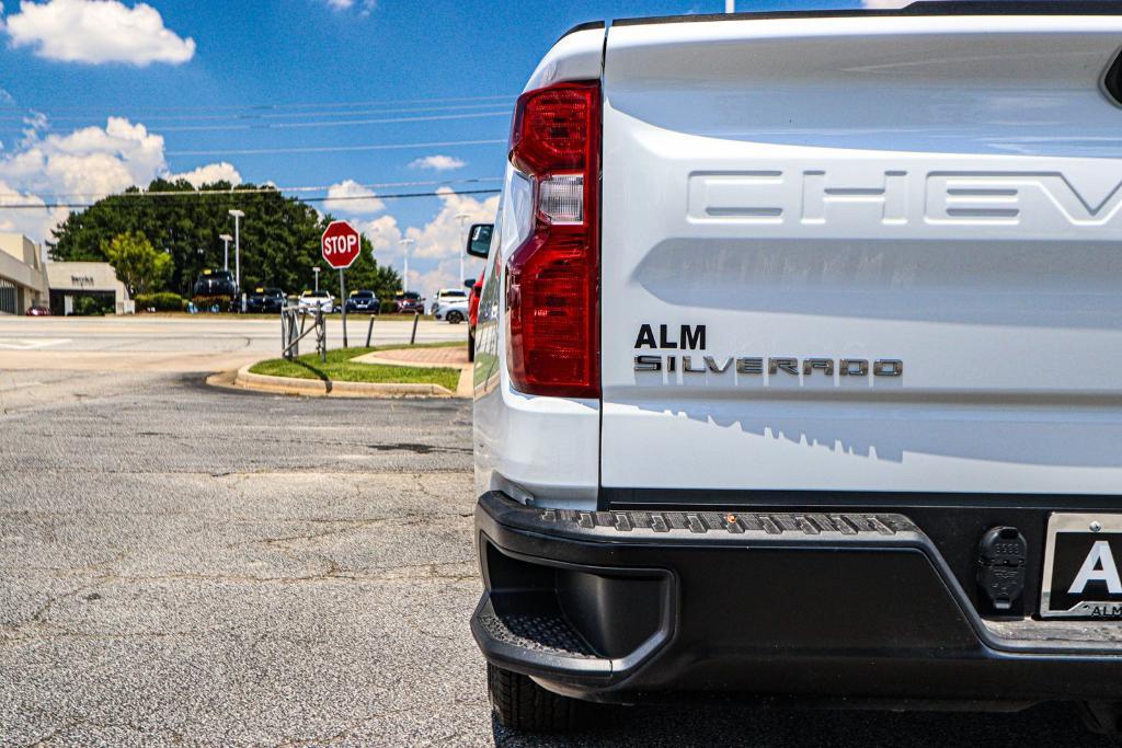 new 2025 Chevrolet Silverado 1500 car, priced at $38,112