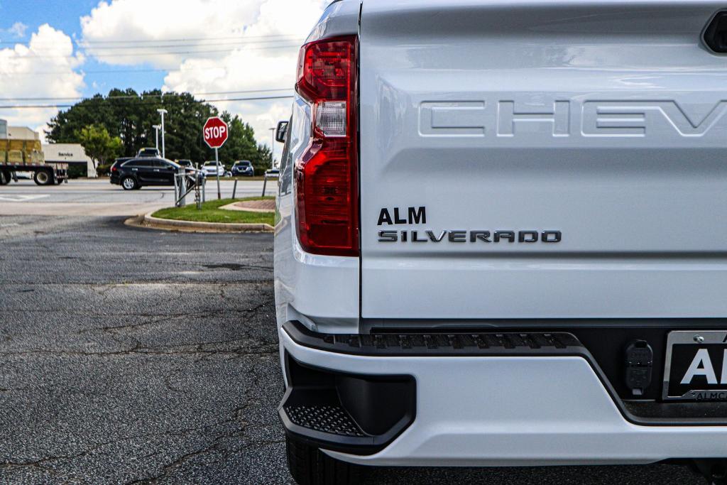new 2025 Chevrolet Silverado 1500 car, priced at $43,340