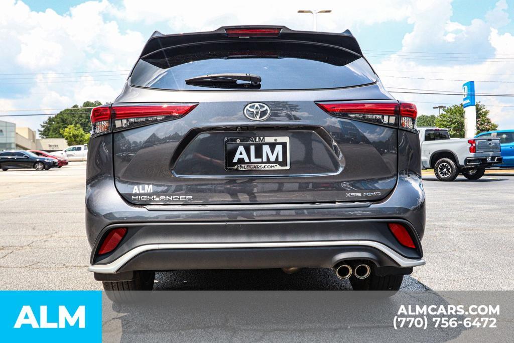 used 2022 Toyota Highlander car, priced at $36,970