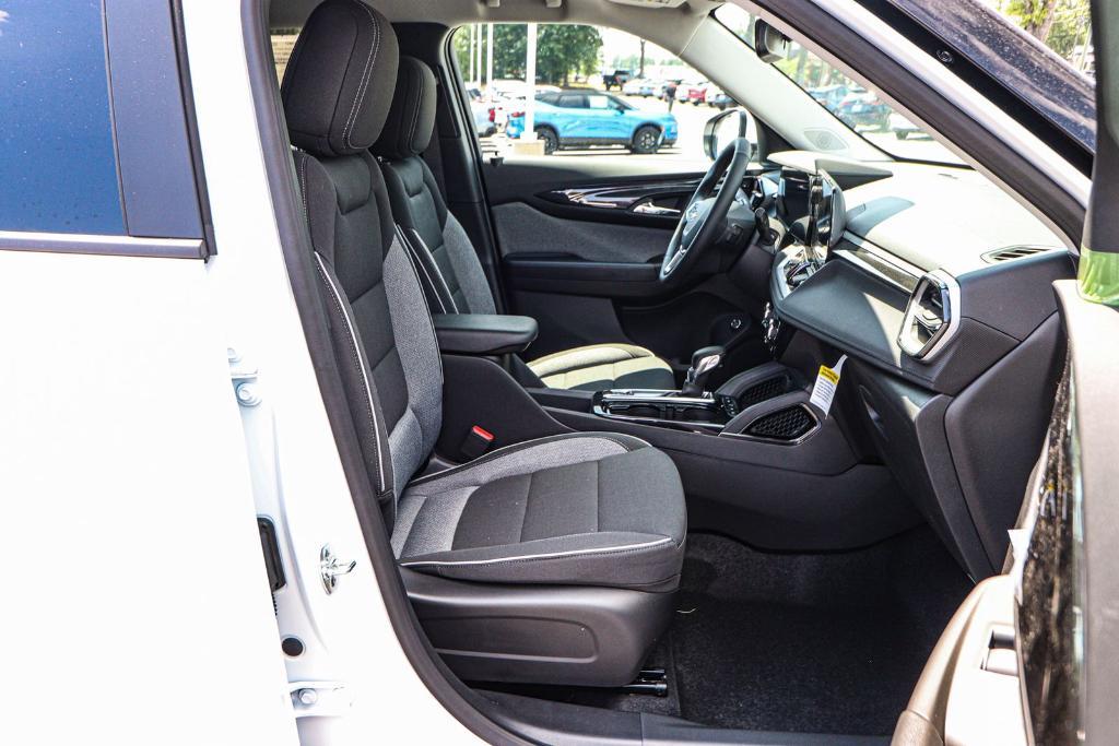 new 2026 Chevrolet TrailBlazer car, priced at $28,185