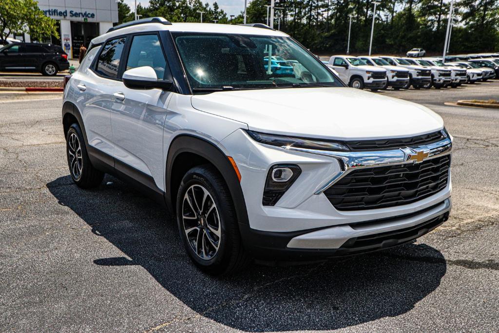 new 2026 Chevrolet TrailBlazer car, priced at $28,185