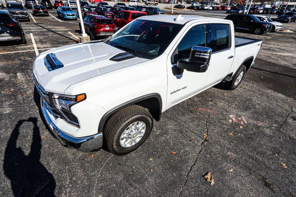 new 2025 Chevrolet Silverado 2500 car, priced at $69,640