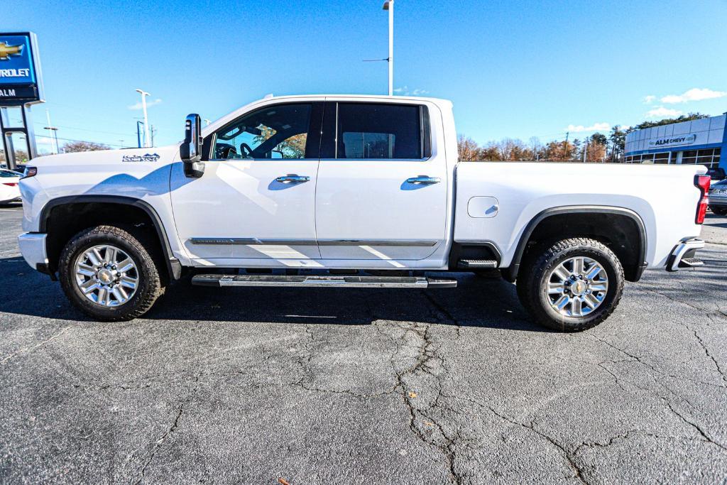 new 2025 Chevrolet Silverado 2500 car, priced at $81,111