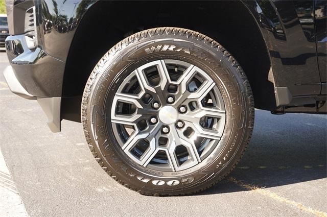 new 2024 Chevrolet Colorado car, priced at $37,490