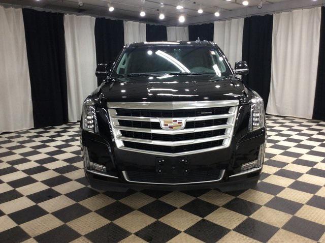 used 2020 Cadillac Escalade ESV car, priced at $48,999