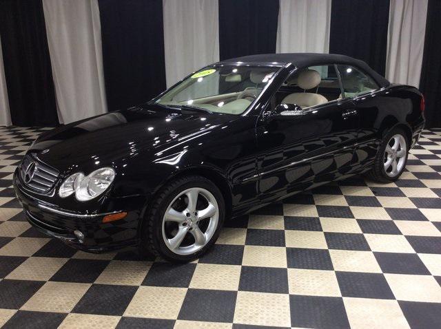 used 2005 Mercedes-Benz CLK-Class car, priced at $14,999