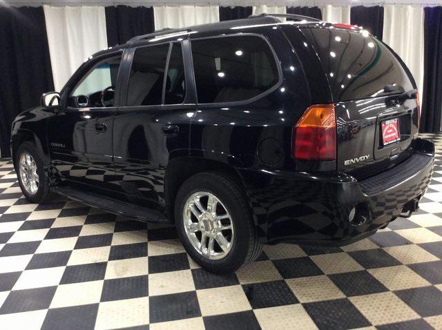 used 2007 GMC Envoy car, priced at $3,999