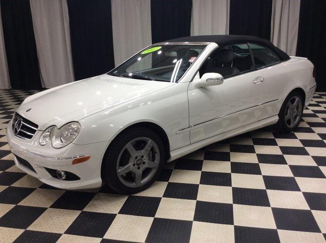 used 2007 Mercedes-Benz CLK-Class car, priced at $14,999