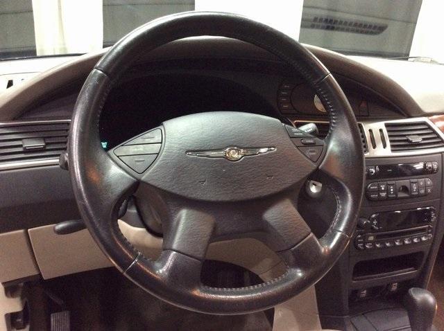 used 2004 Chrysler Pacifica car