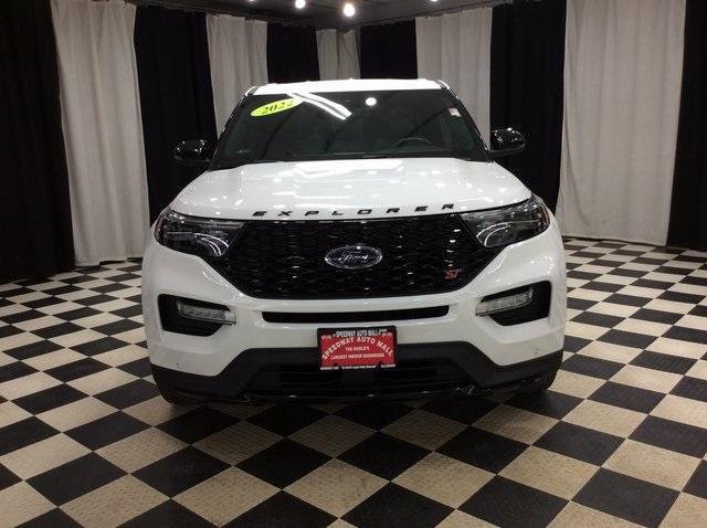 used 2022 Ford Explorer car, priced at $38,999