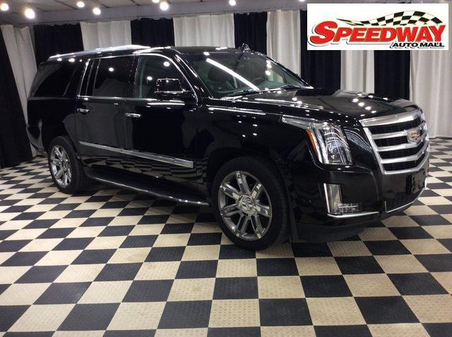 used 2020 Cadillac Escalade ESV car, priced at $39,999