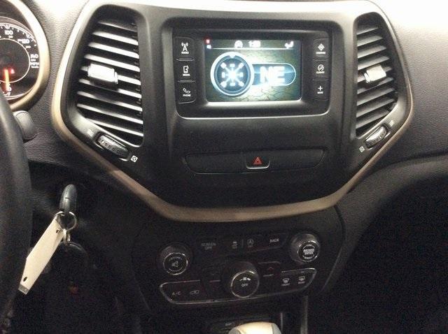 used 2018 Jeep Cherokee car, priced at $17,999