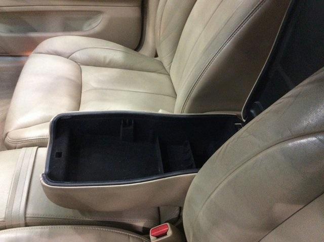 used 2006 Cadillac DTS car, priced at $9,999